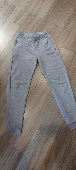 Calças da Adidas de menina