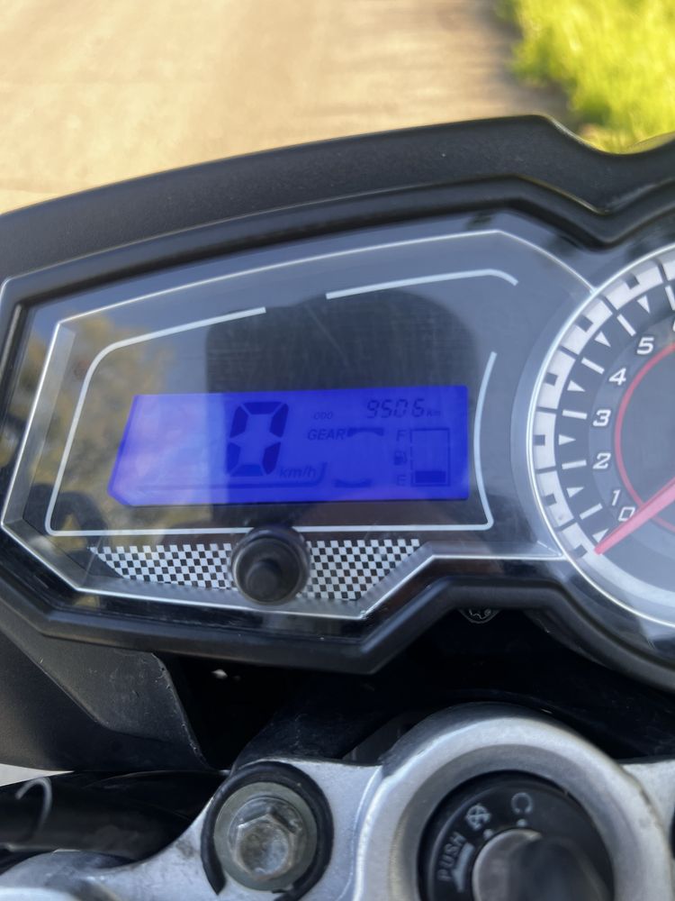 Spark sp 200 r28