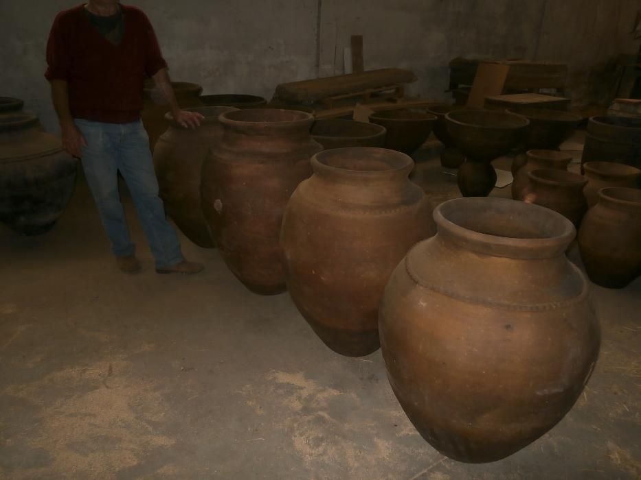 Potes em barro (Bastante quantidade)