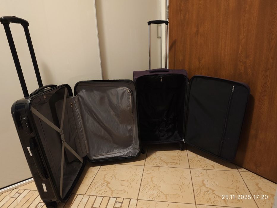 Walizka na kółkach średnia