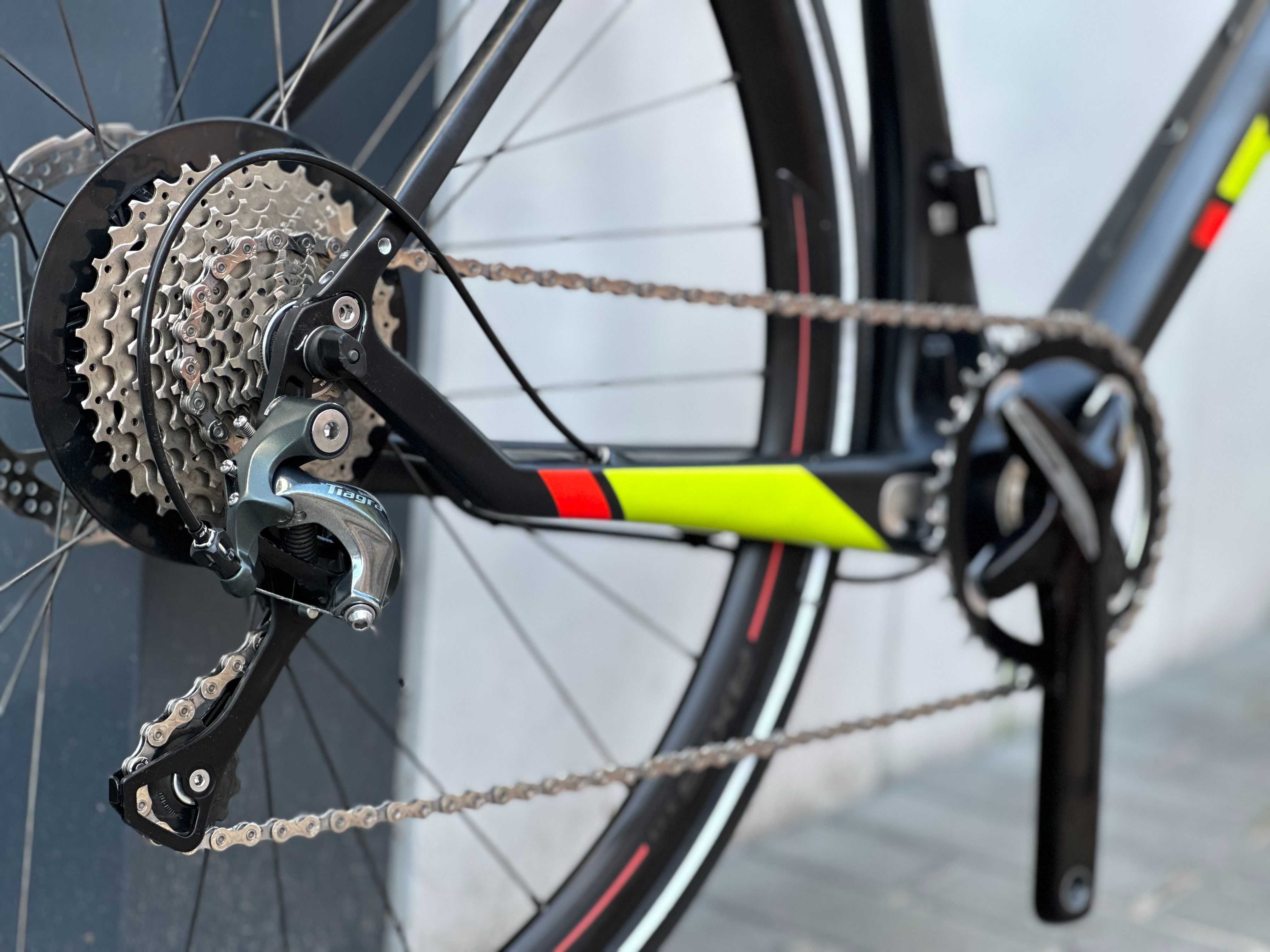 Велосипед Specialized Sirrus Comp Carbon 28"M