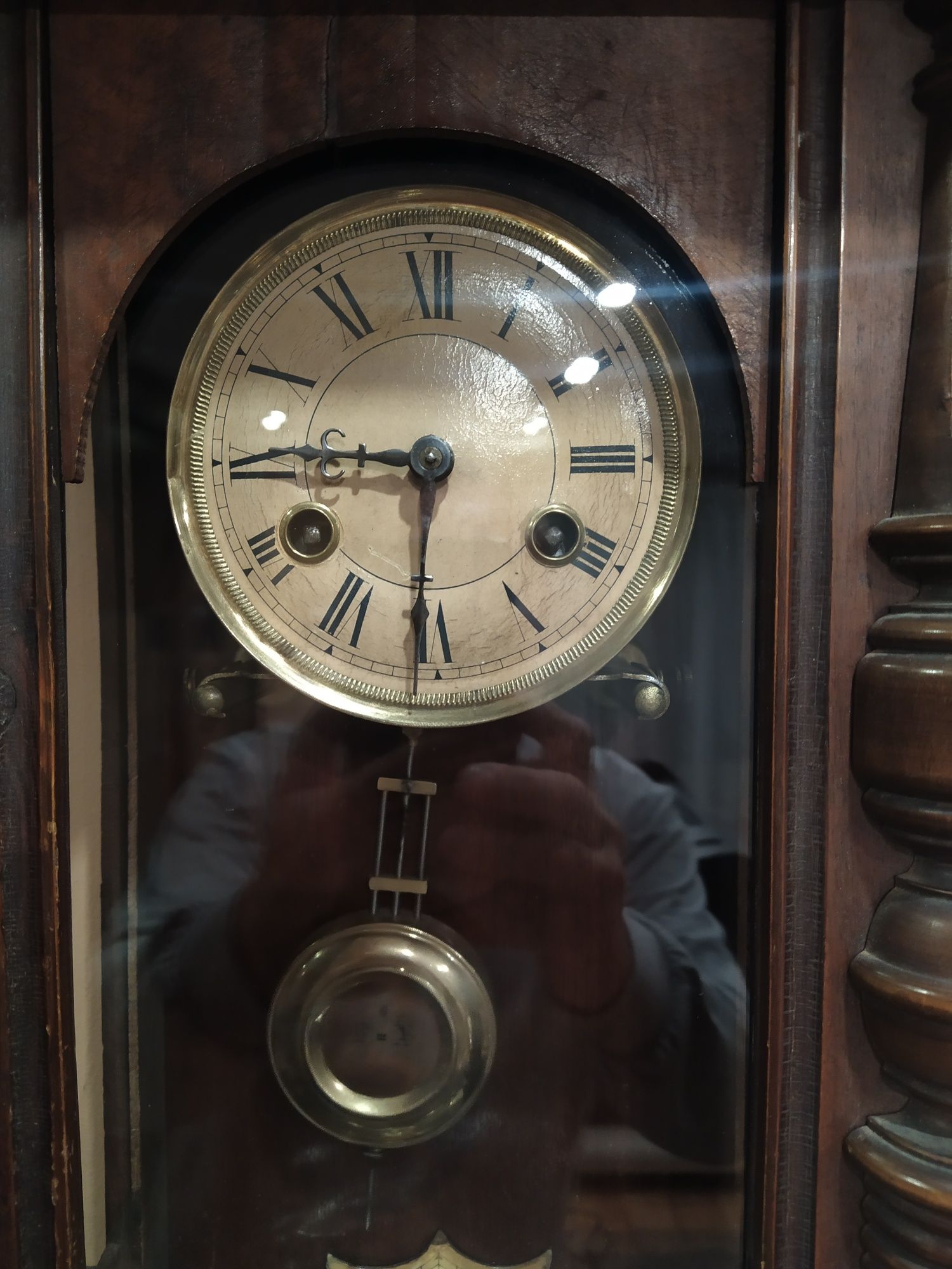 Stary zegar antyczny