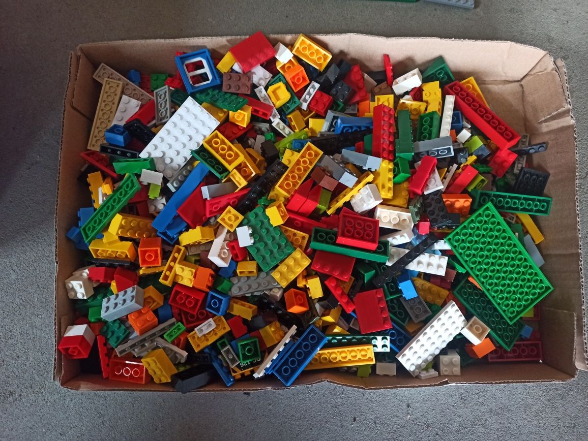 Zestaw klocków Cobi creation power i LEGO 6,5 kg