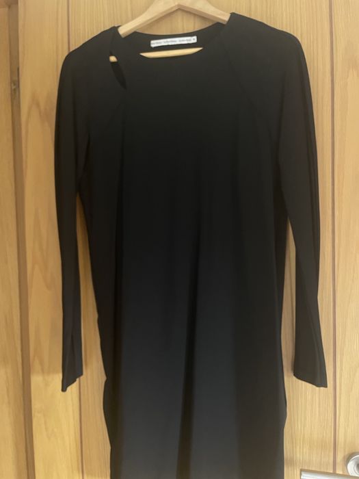 Baixa de preco Vestido preto em malha fria