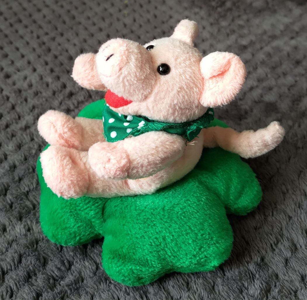 Mini maskotka świnka prosiaczek na szczęście
