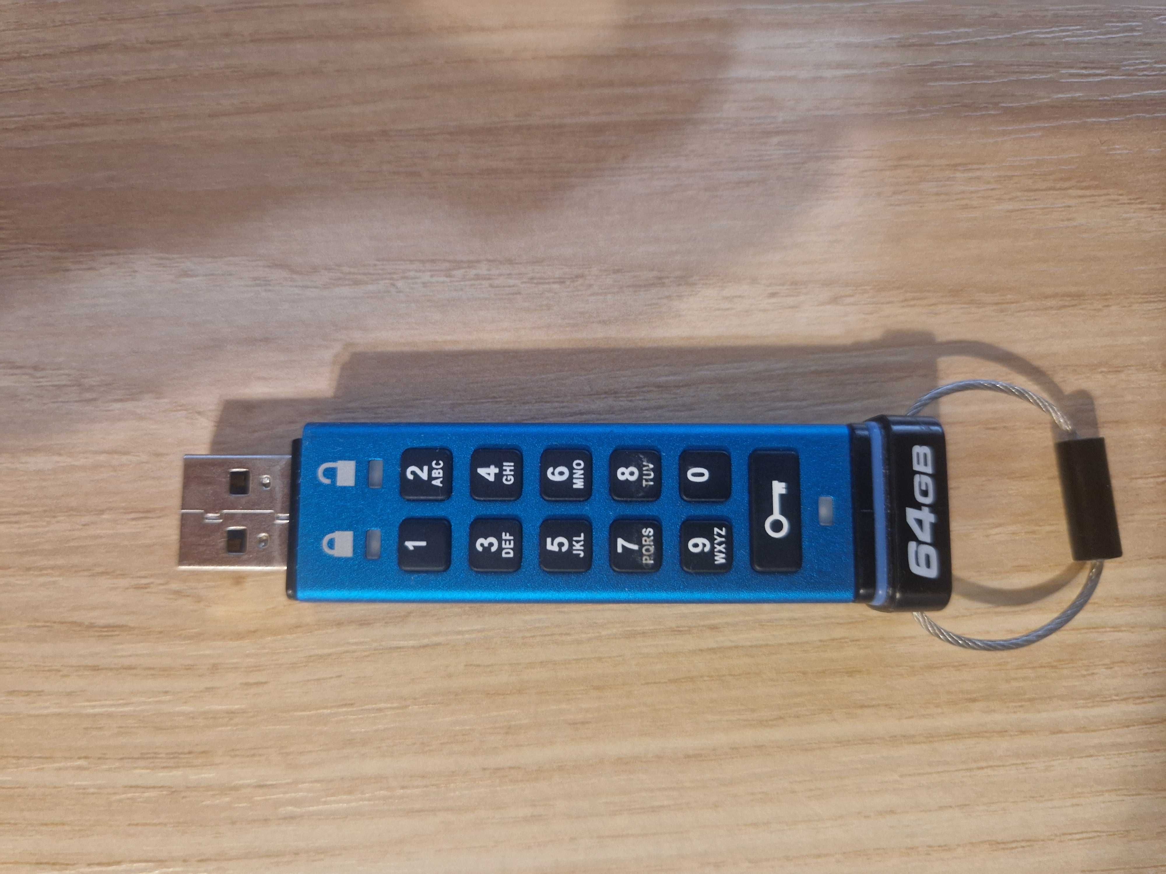 Флешка с шифрованием Kingston Datatraveler 64GB