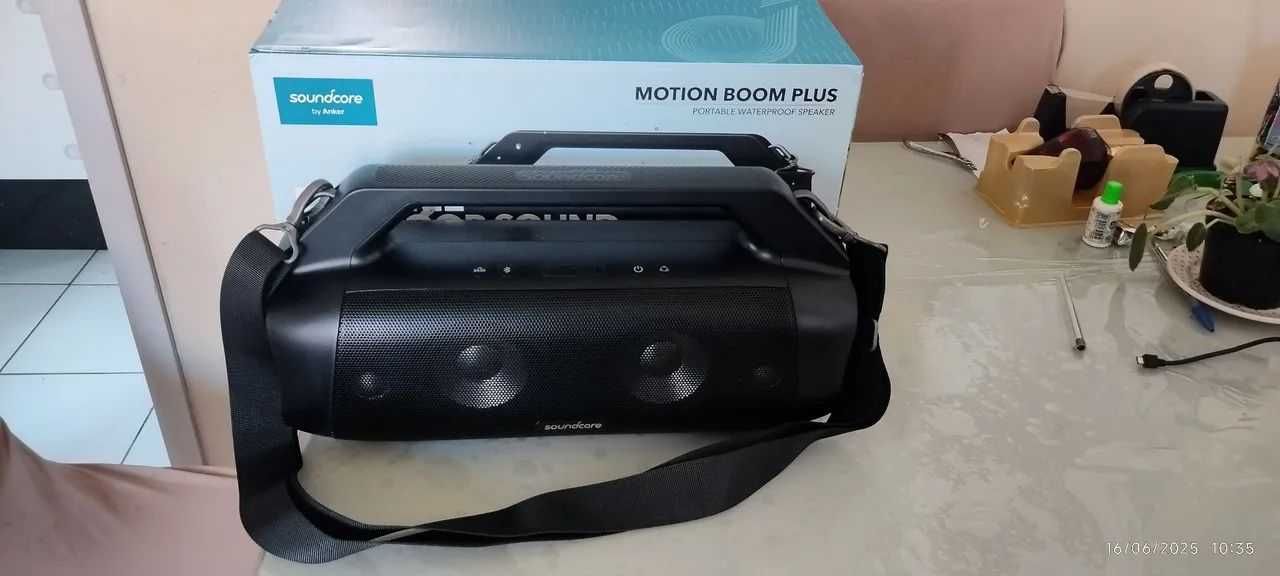 Coluna Soundcore motion boom plus Bluetooth usb c Nova