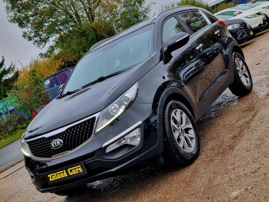 Kia Sportage 4x4 Serwis LED Navi Kamera Climatronic Tempomat Bluetooth Gwarancja!