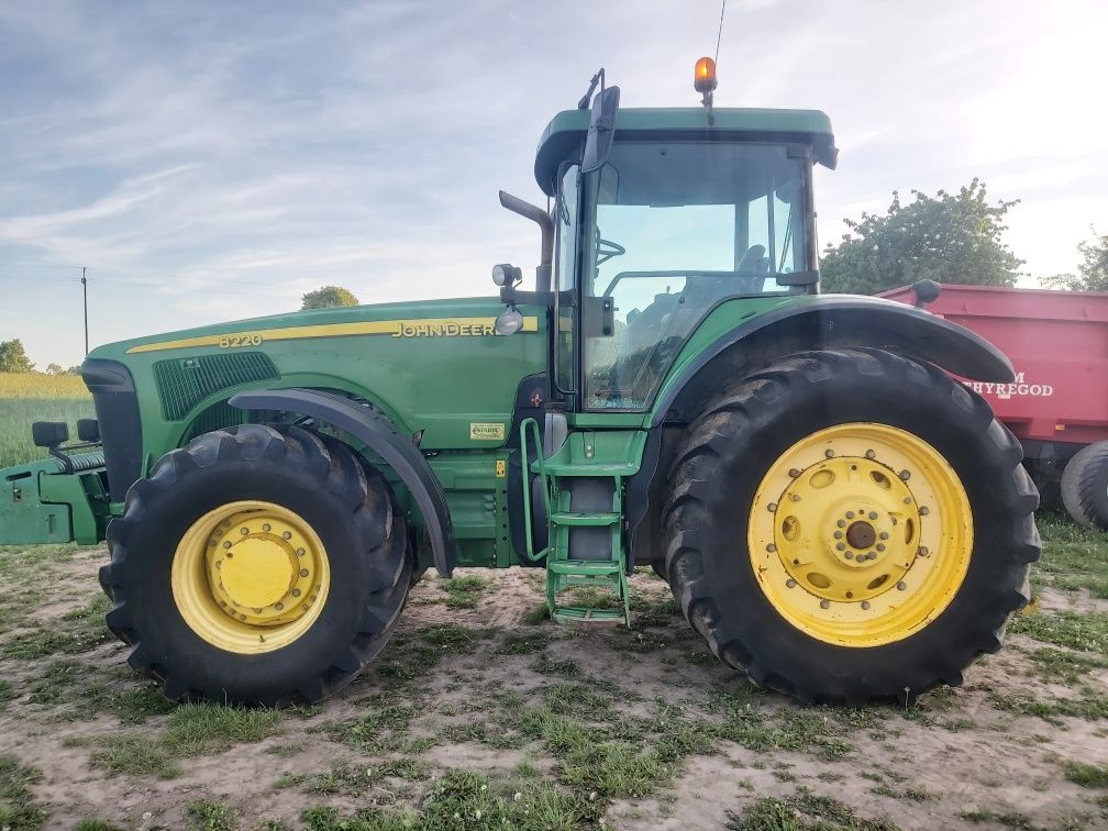 John Deere 8220 Rok prod 2002