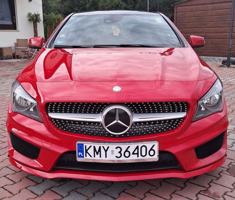 Mercedes Benz CLA200