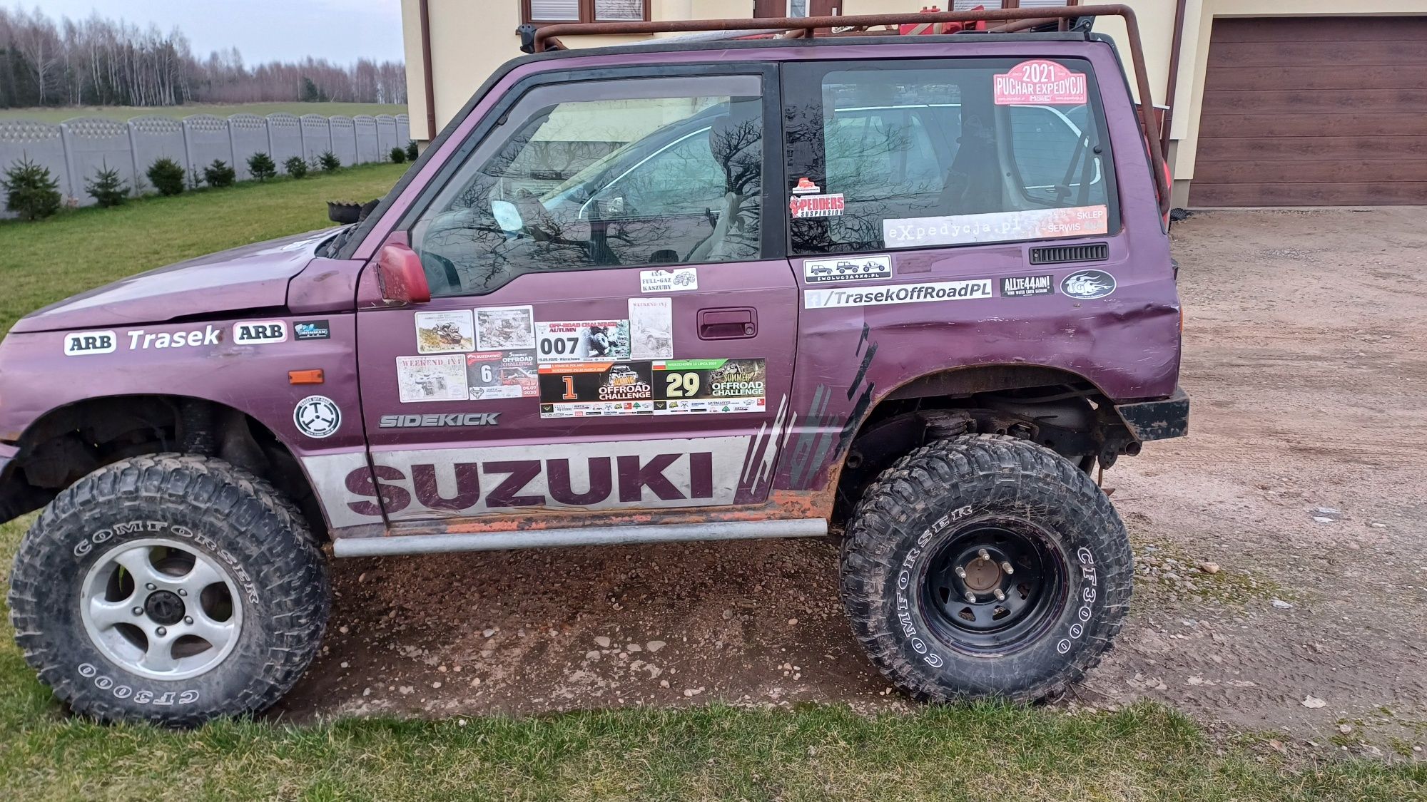 Suzuki Vitara 2.0 V6 4x4 off-road/zmota