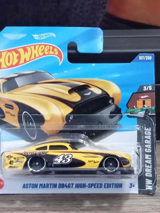Hot Wheels 2025 novos em  cartela