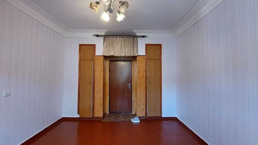 *Кімната 18.5 кв.м. в гуртожитку, по вул. Трегубенко, Центр