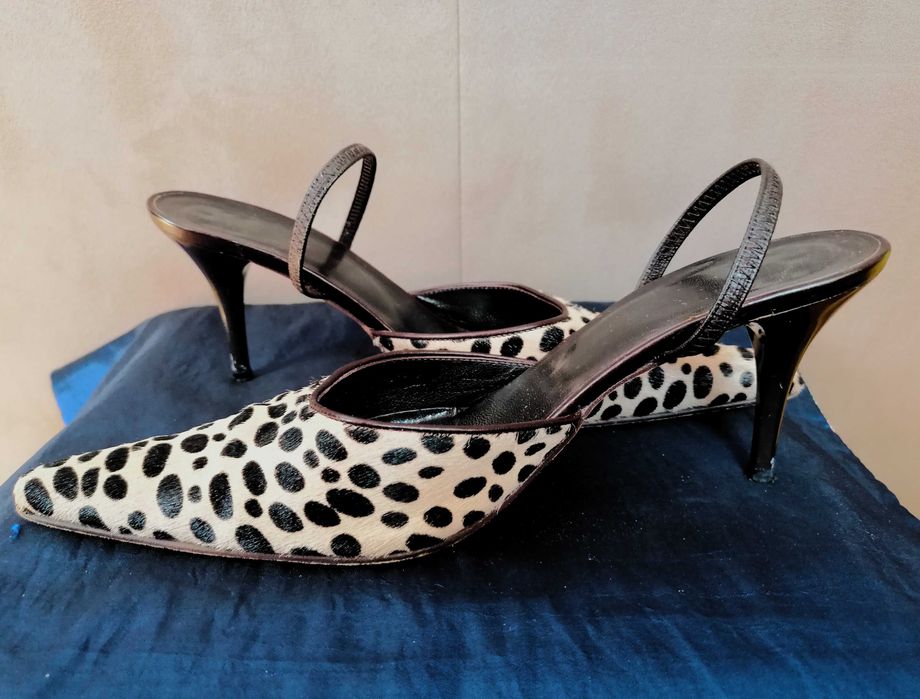 Sandálias de salto "print animal" em pele para senhora