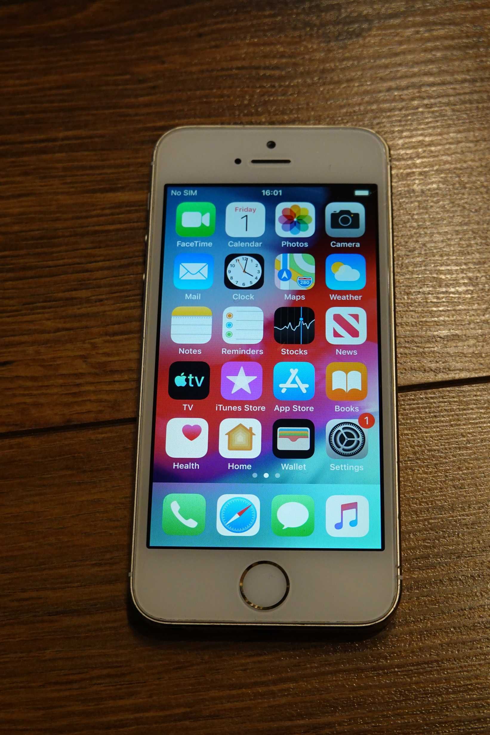 Apple iPhone 5s używany sprawny bez blokady iCloud