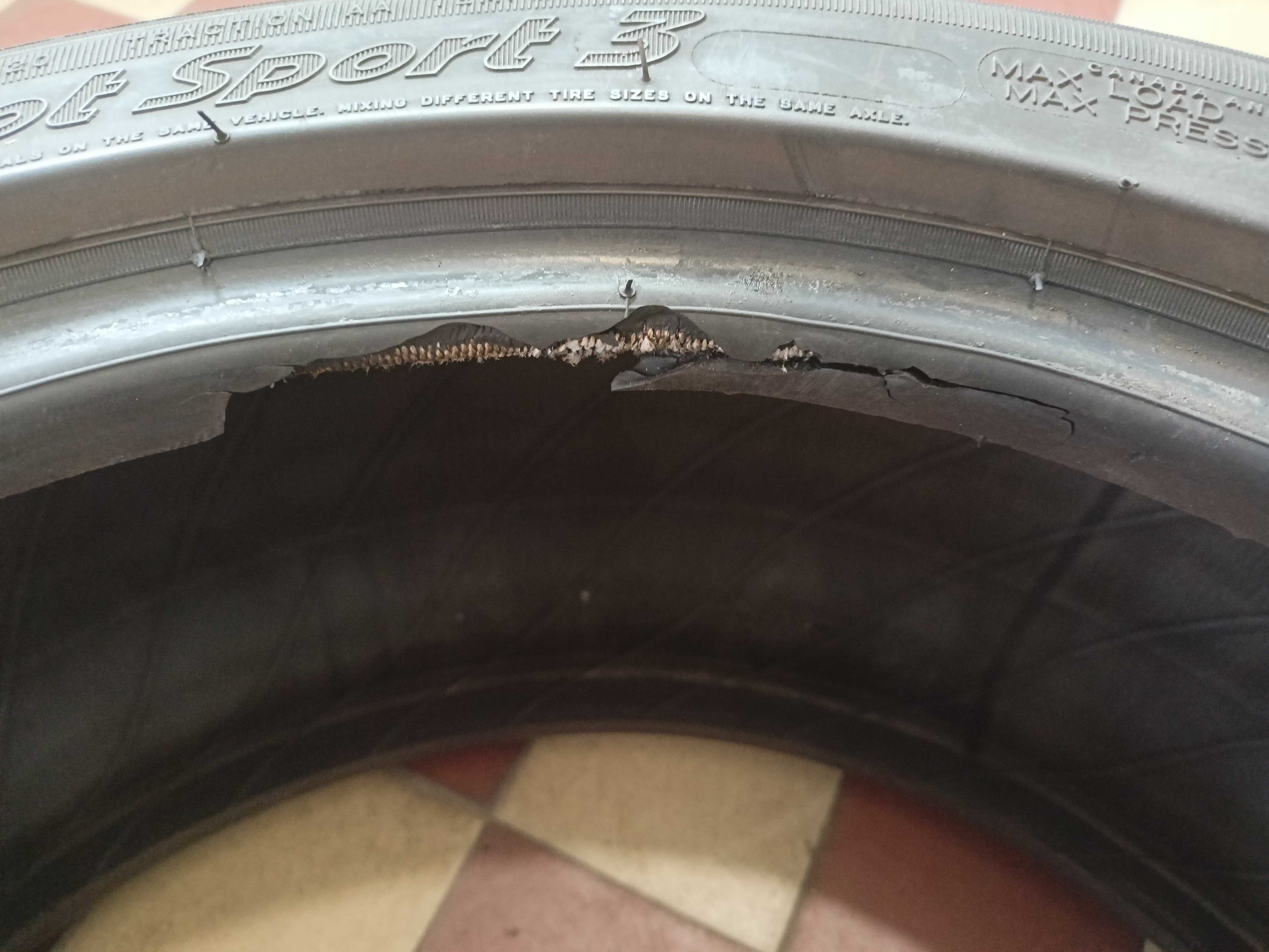 Michelin Pilot Sport 3 235/45ZR18 (98Y)