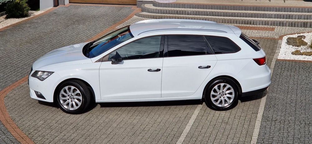 Seat Leon 1.6 TDI 110KM, Biała Perła, Pdc, Karbon. BEZWYPADKOWY!!!