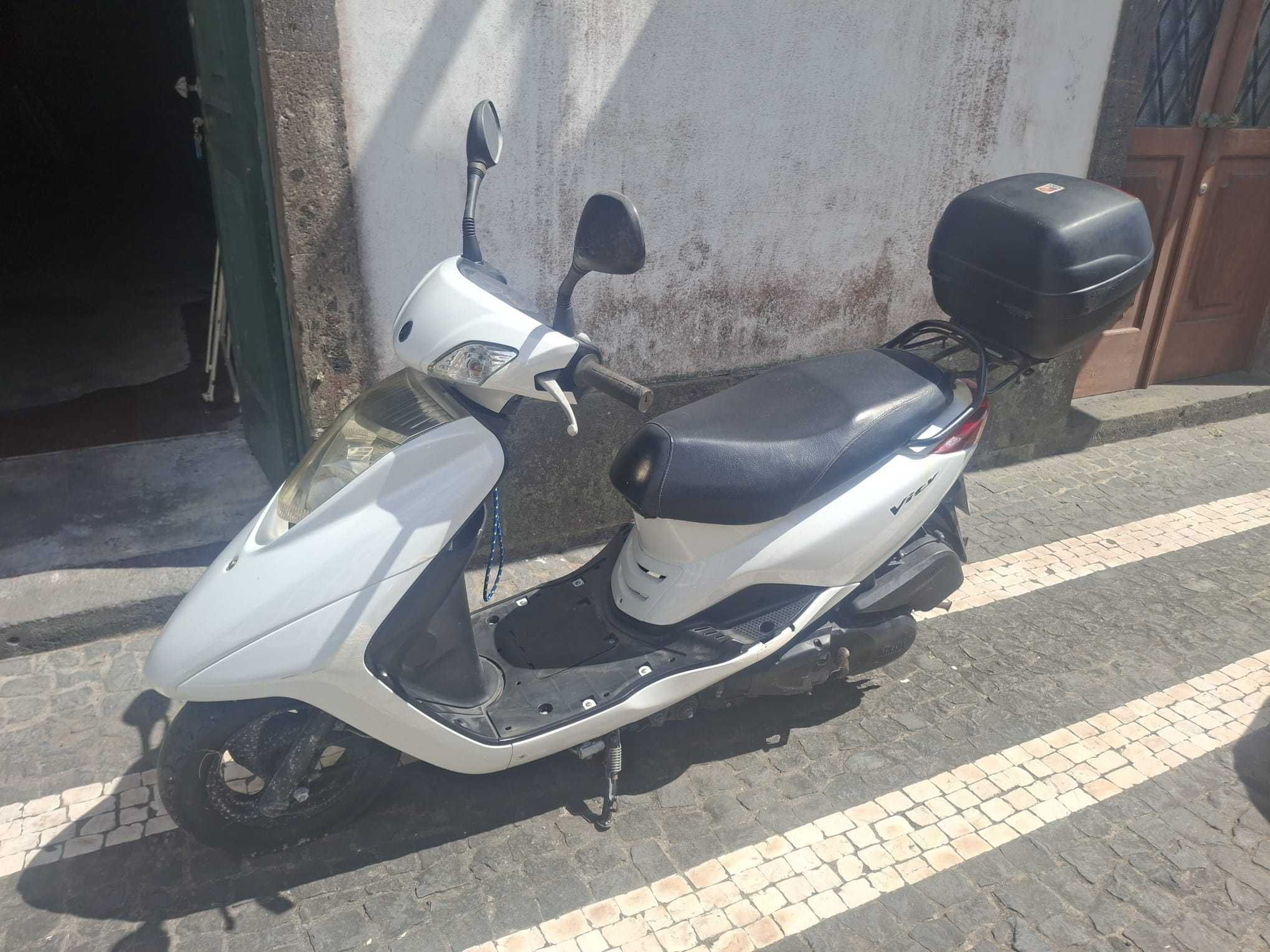 Moto Yamaha 125 XC (2015)