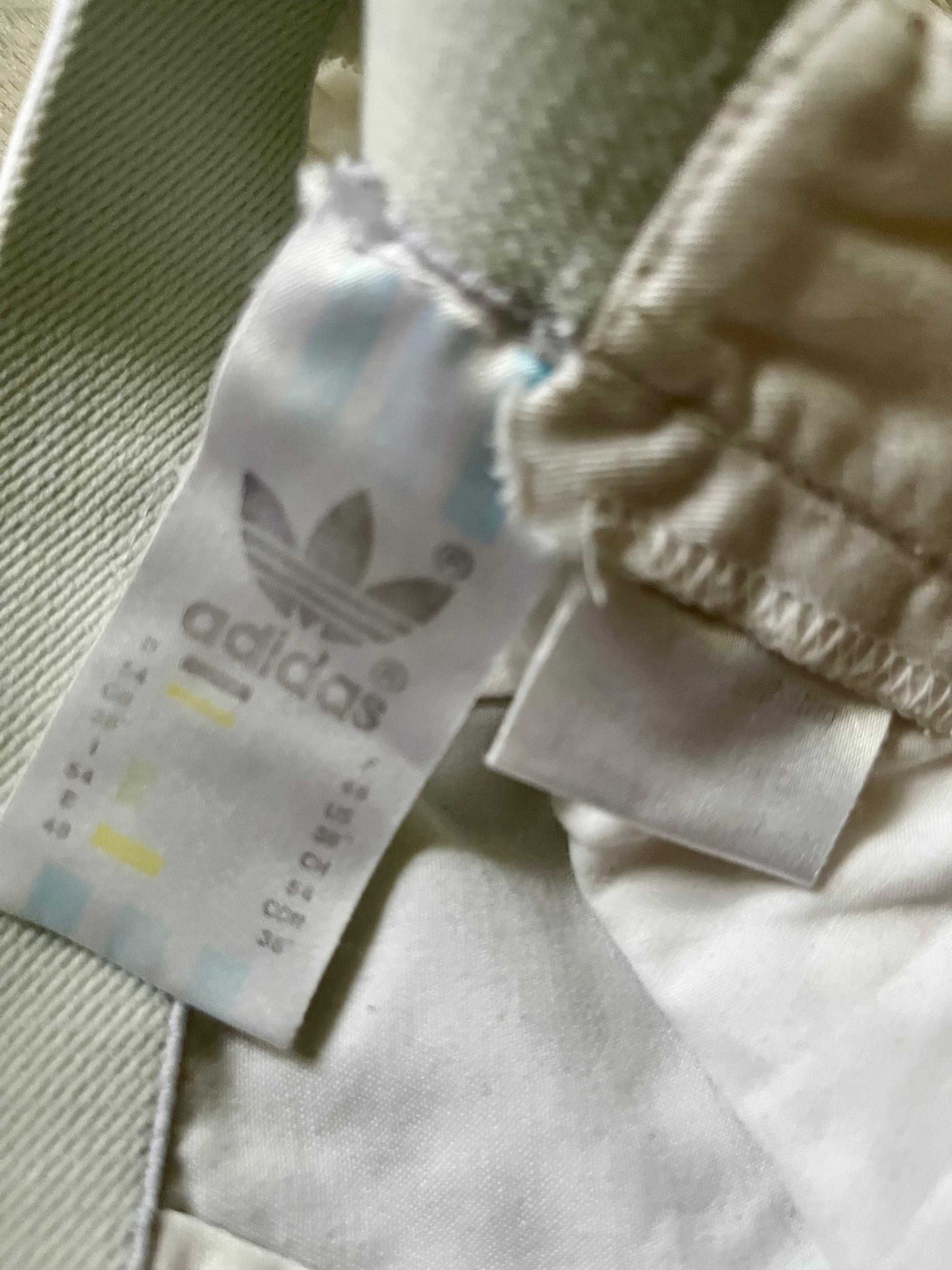 Białe spodenki tenisowe Adidas rozmiar XL