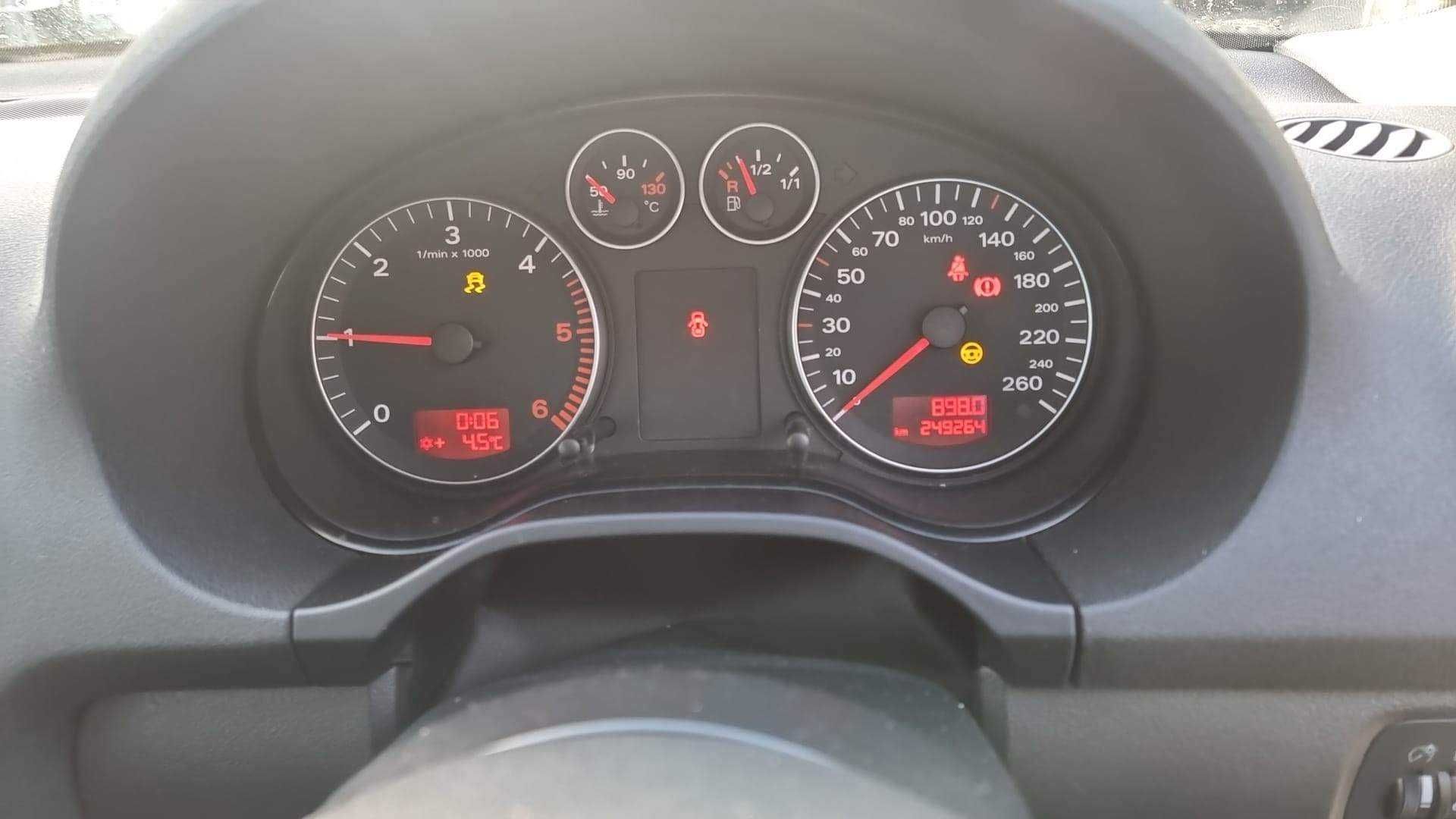 Разборка Audi A3 8P Двигун 1.9 Tdi Bxe Запчасти Ауді а3 Двигатель Bkc