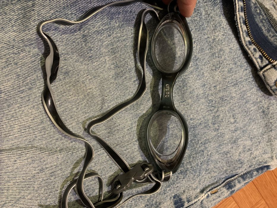 Окуляри для плавання,в гарному стані,віддам дешево