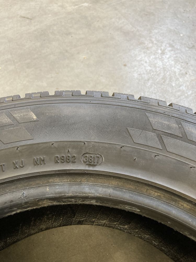215/65 R16C Pirelli Carrier