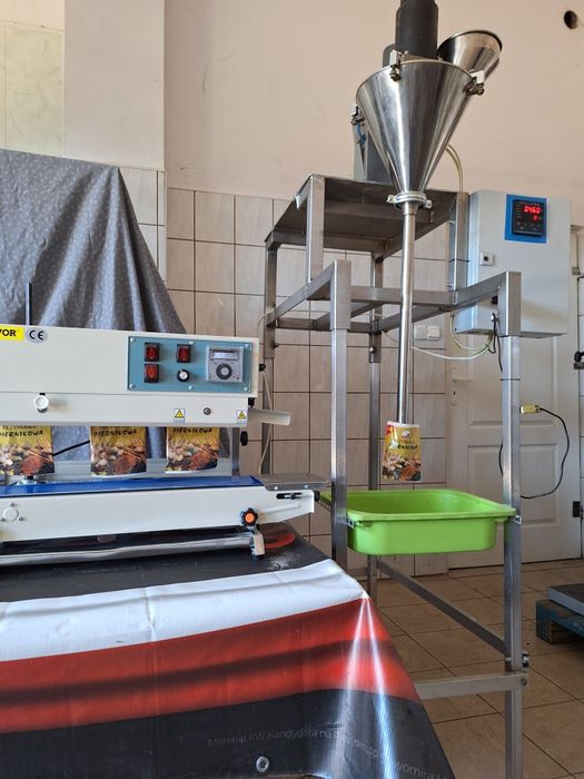 Dozownik ślimakowy + Zgrzewarka