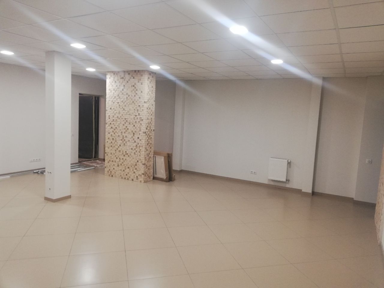 Здам комерційне приміщення вул. Київський Шлях 95, 42м2