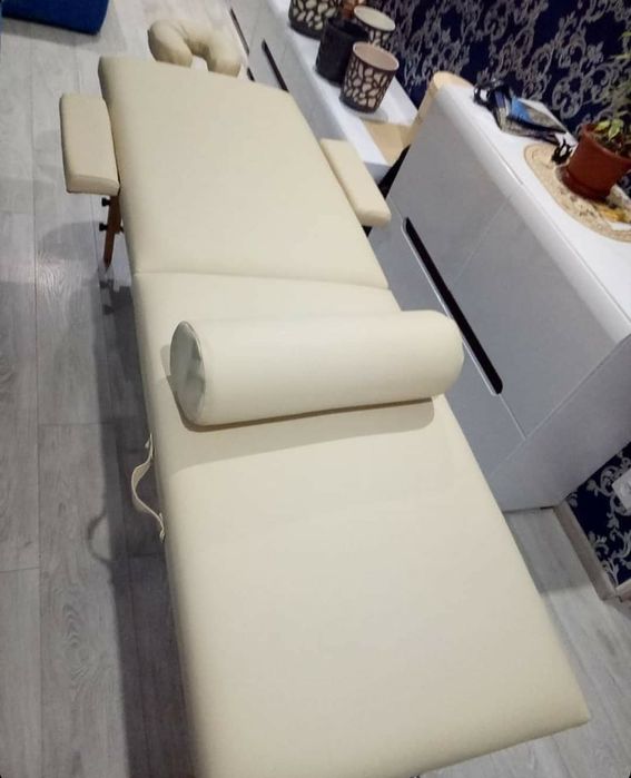 Кушетки косметологічні,столи масажні ,массажний стол,масажний стіл