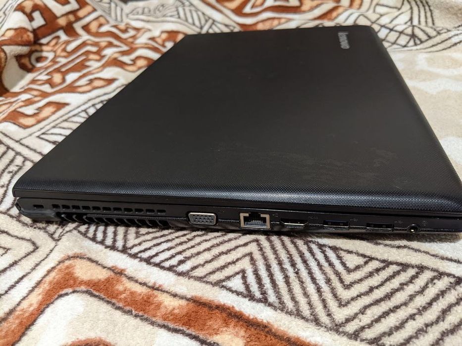 Продам чудовий 4 ядерний ноутбук Lenovo для роботи і навчання