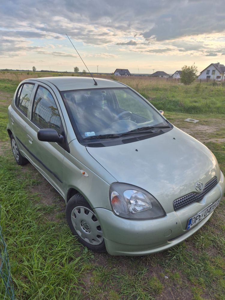 Toyota yaris 2005