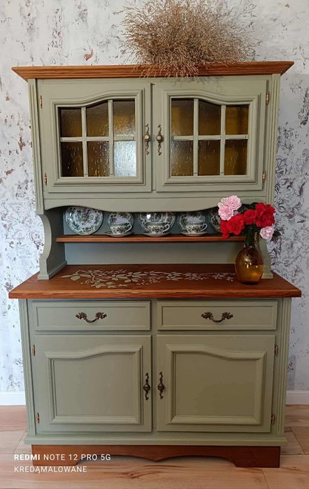 Kredens stylizowany komoda