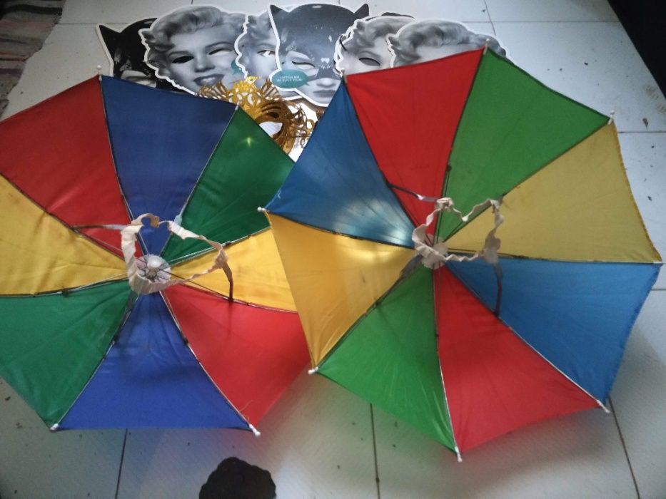 Máscaras de Veneza e adereços de Carnaval