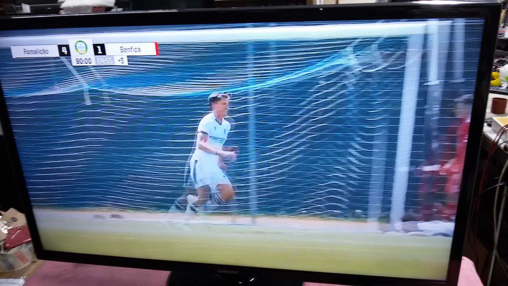 tv led samsung ue32f4000aw 32polgadas  80cm