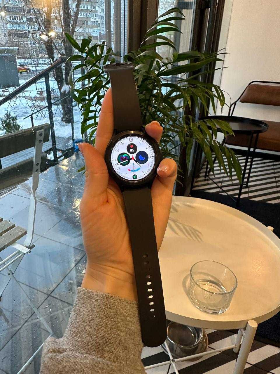 Samsung Galaxy Watch 4 46 stainless steel смарт годинник sm r890