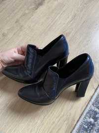 Buty damskie But S rozmiar 38