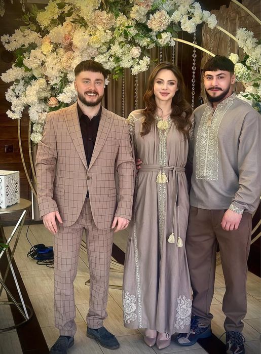 Ведучий Ведущий не дорого на свадьбу Киев ,Тамада,диджей ,