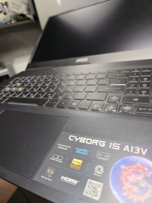 MSI cyborg 15  rtx4060 в отличном состоянии