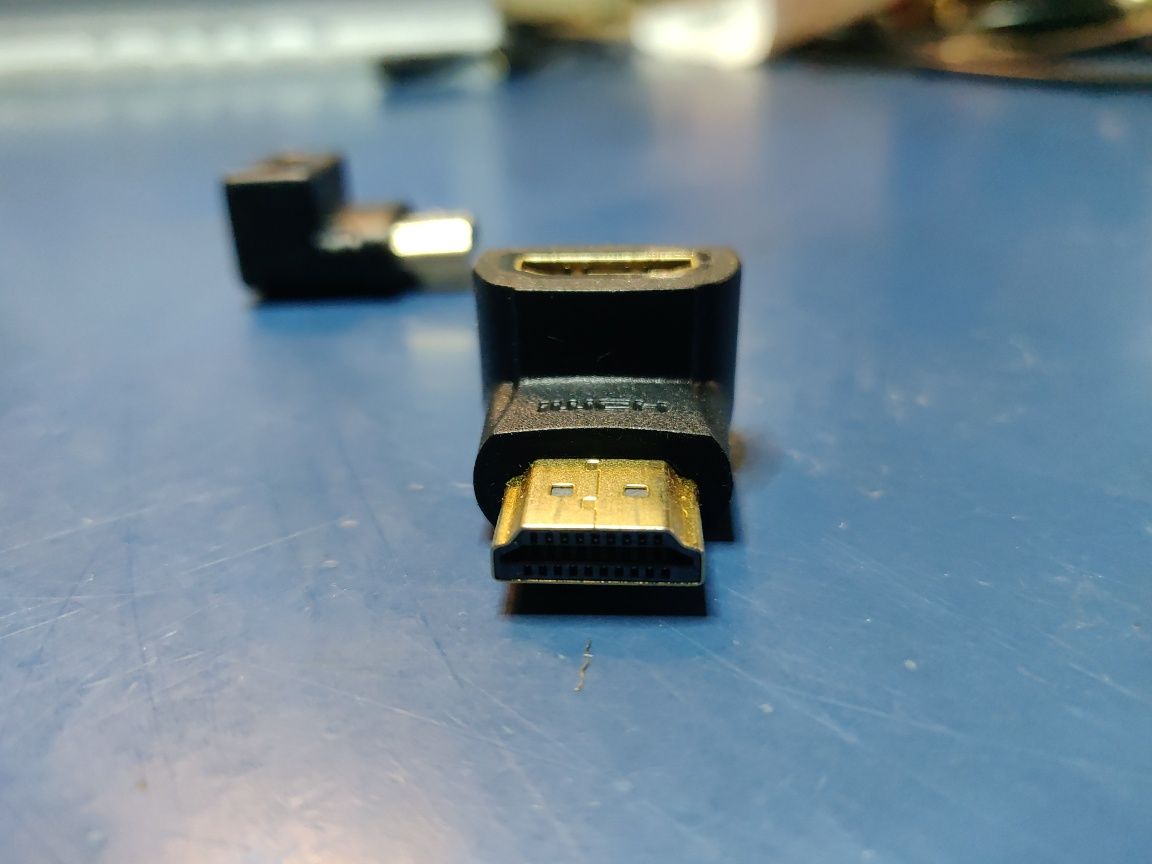 Kątowe przejściówki HDMI