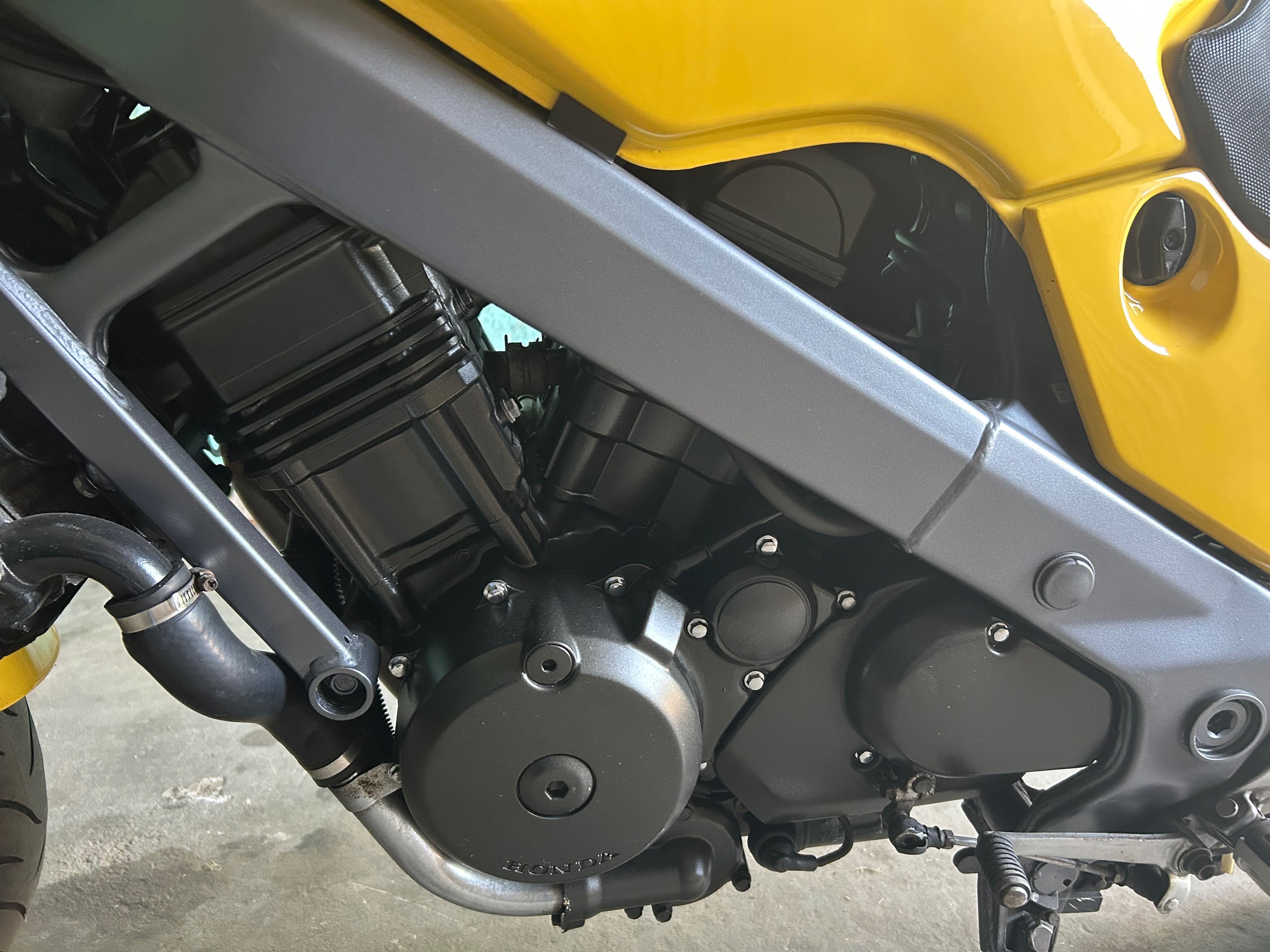 Baixa de preço Motociclo Honda NTV