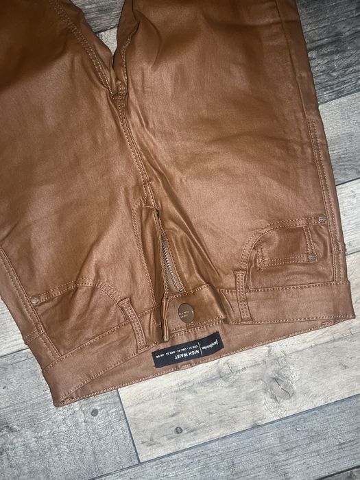 Spodnie woskowane stradivarius xs brazowe