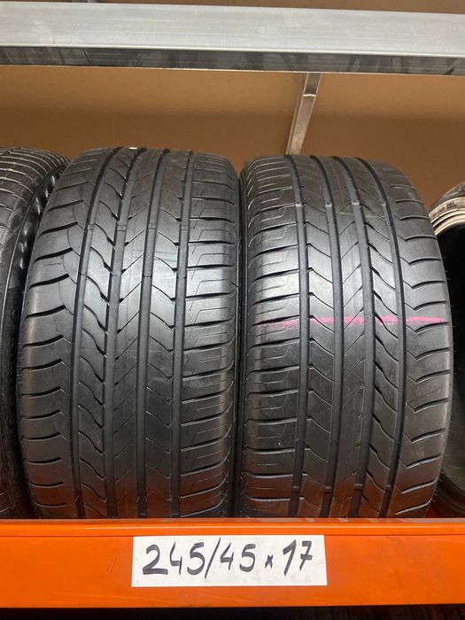Pneus semi novos 245/45 R17