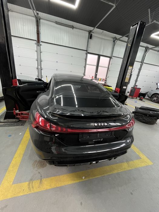 Розборка Audi e-tron GT Європа