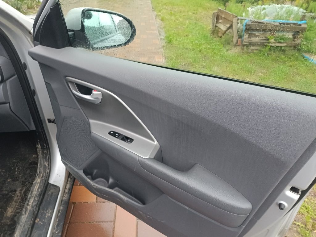 Kia Niro  2017  hybrid  business edition