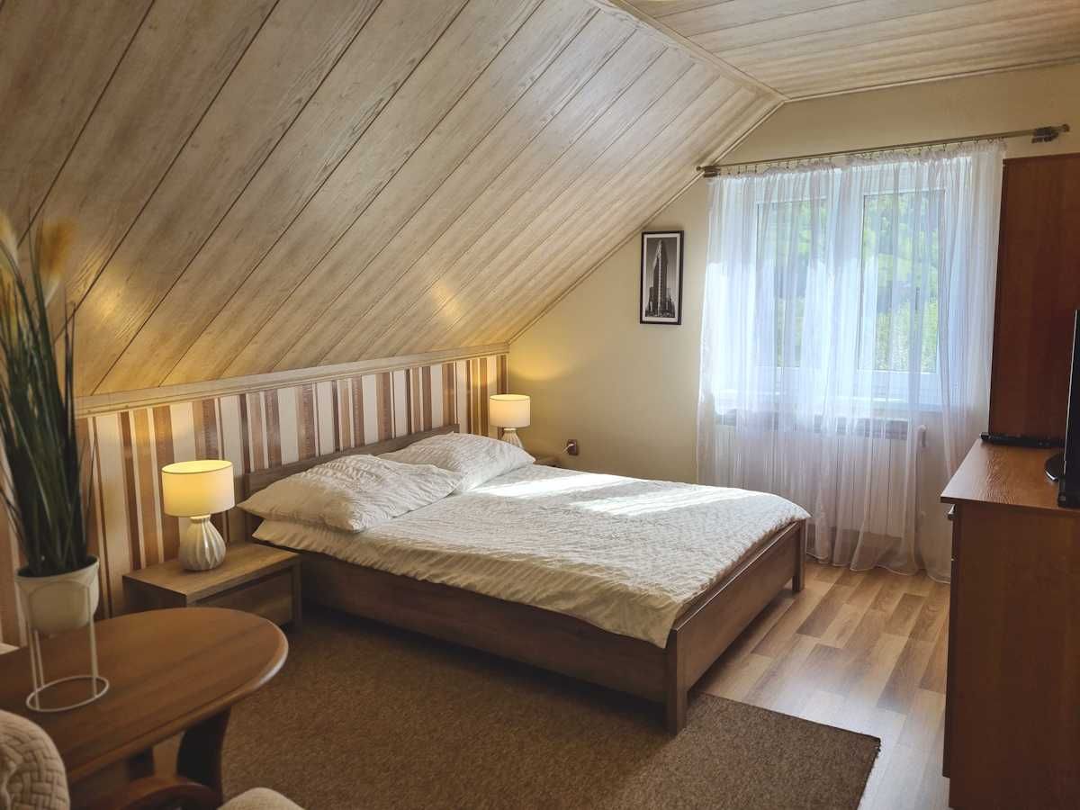 Domek "Pod Pliszem" nad Soliną. Do 8 os. blisko Jeziora.Spokój i cisza