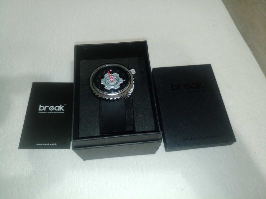 Часы эксклюзивные отличный подарок