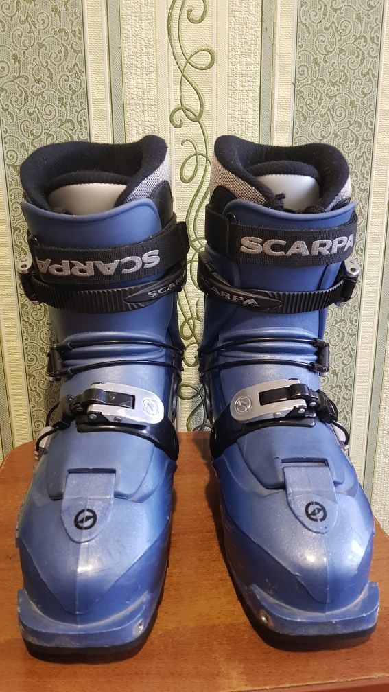 Лыжные ботинки Scarpa