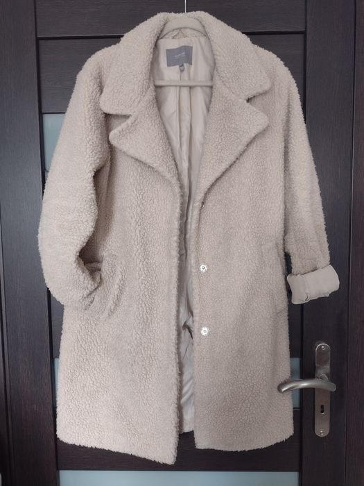 Płaszcz typu Teddy beżowy