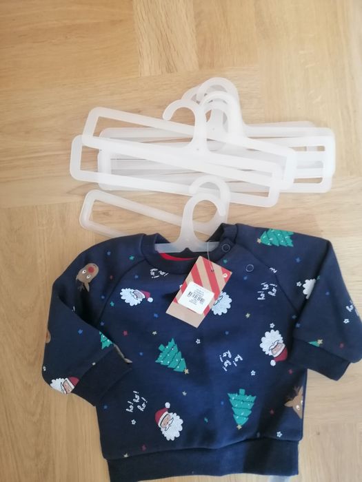 Zestaw wieszaków na dziecinne ubranka