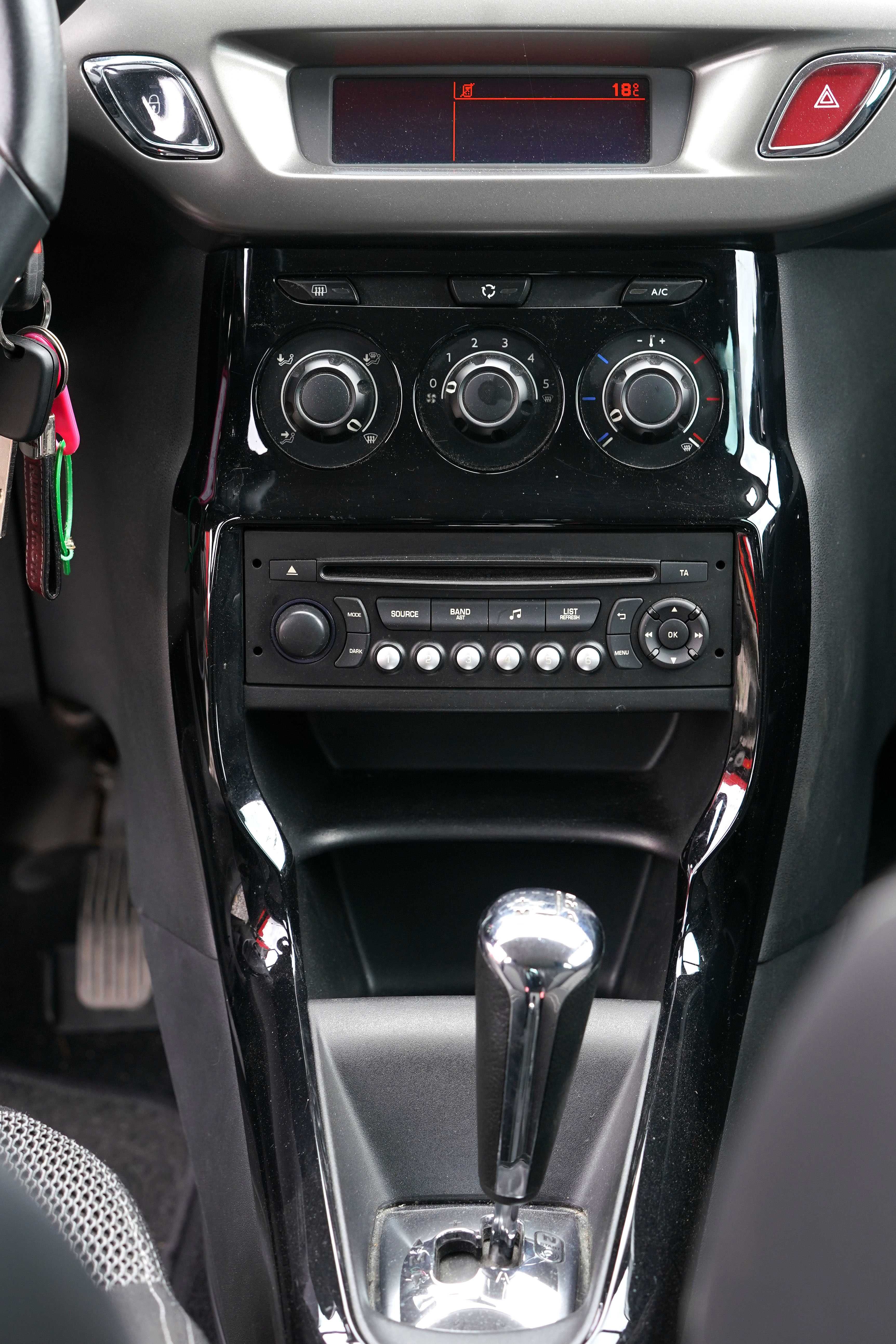 Citroën C3 1.2 PureTech 2014 – Automático – 53.000 km
